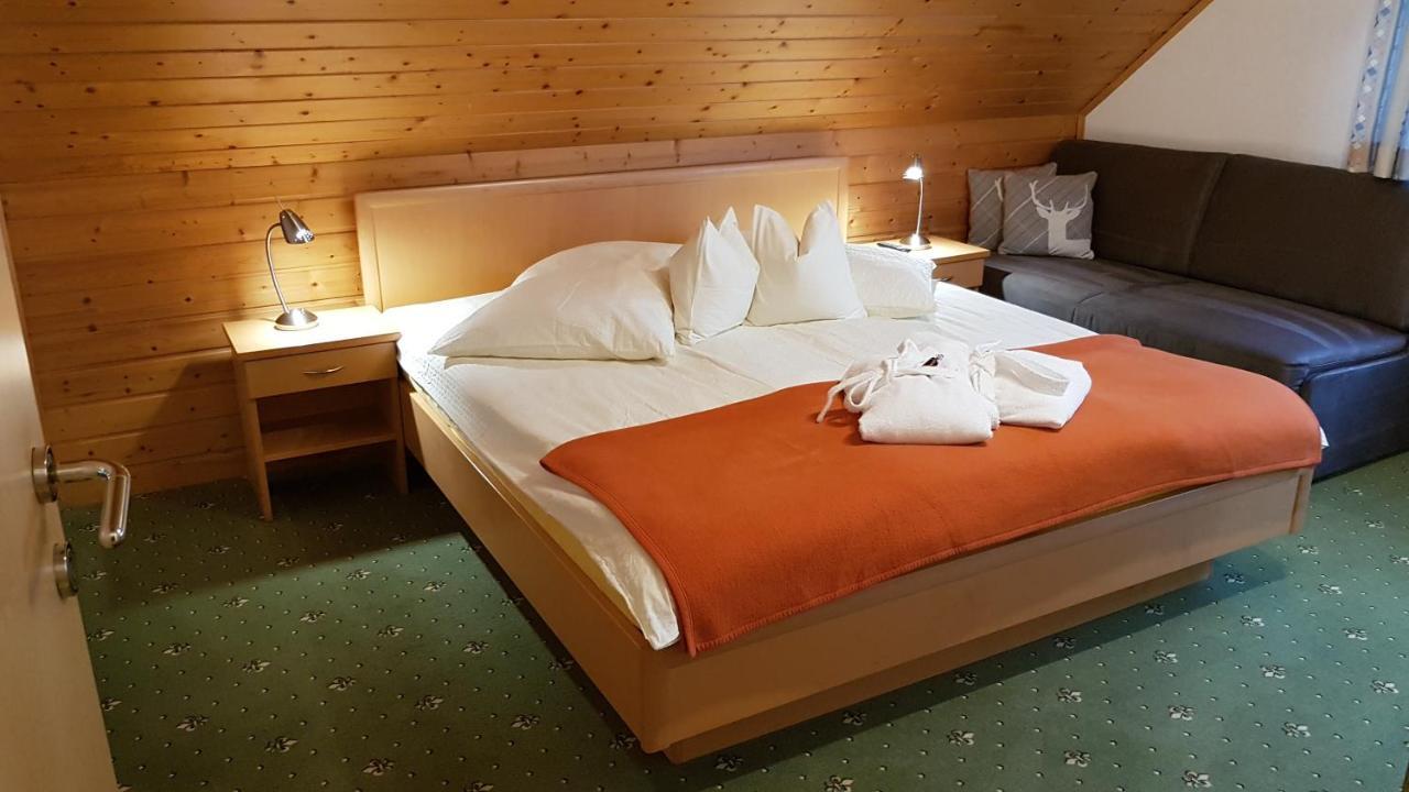 Der Perweinhof Apartment ดอนเนอร์สบาควัลด์ ภายนอก รูปภาพ