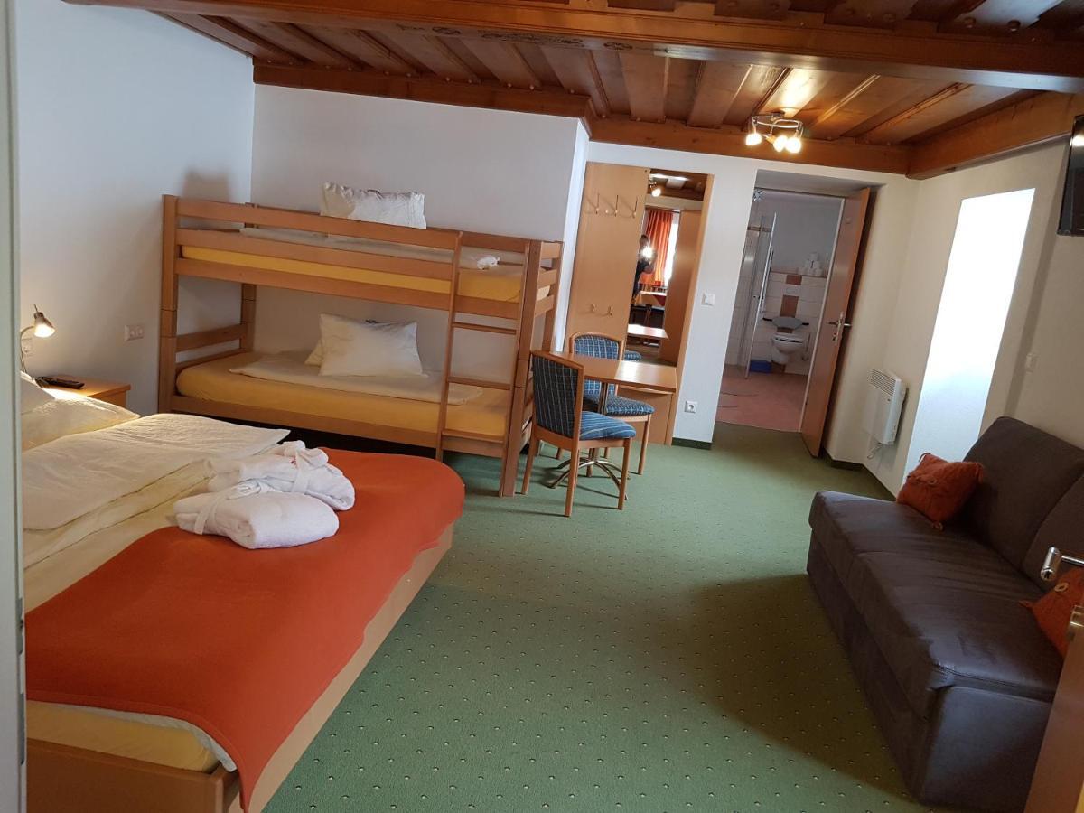 Der Perweinhof Apartment ดอนเนอร์สบาควัลด์ ภายนอก รูปภาพ