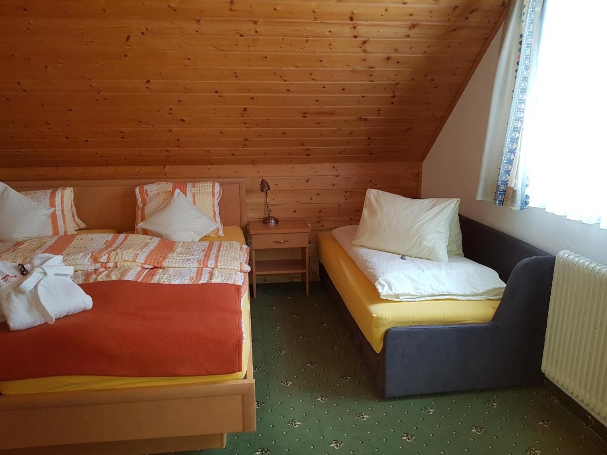 Der Perweinhof Apartment ดอนเนอร์สบาควัลด์ ภายนอก รูปภาพ